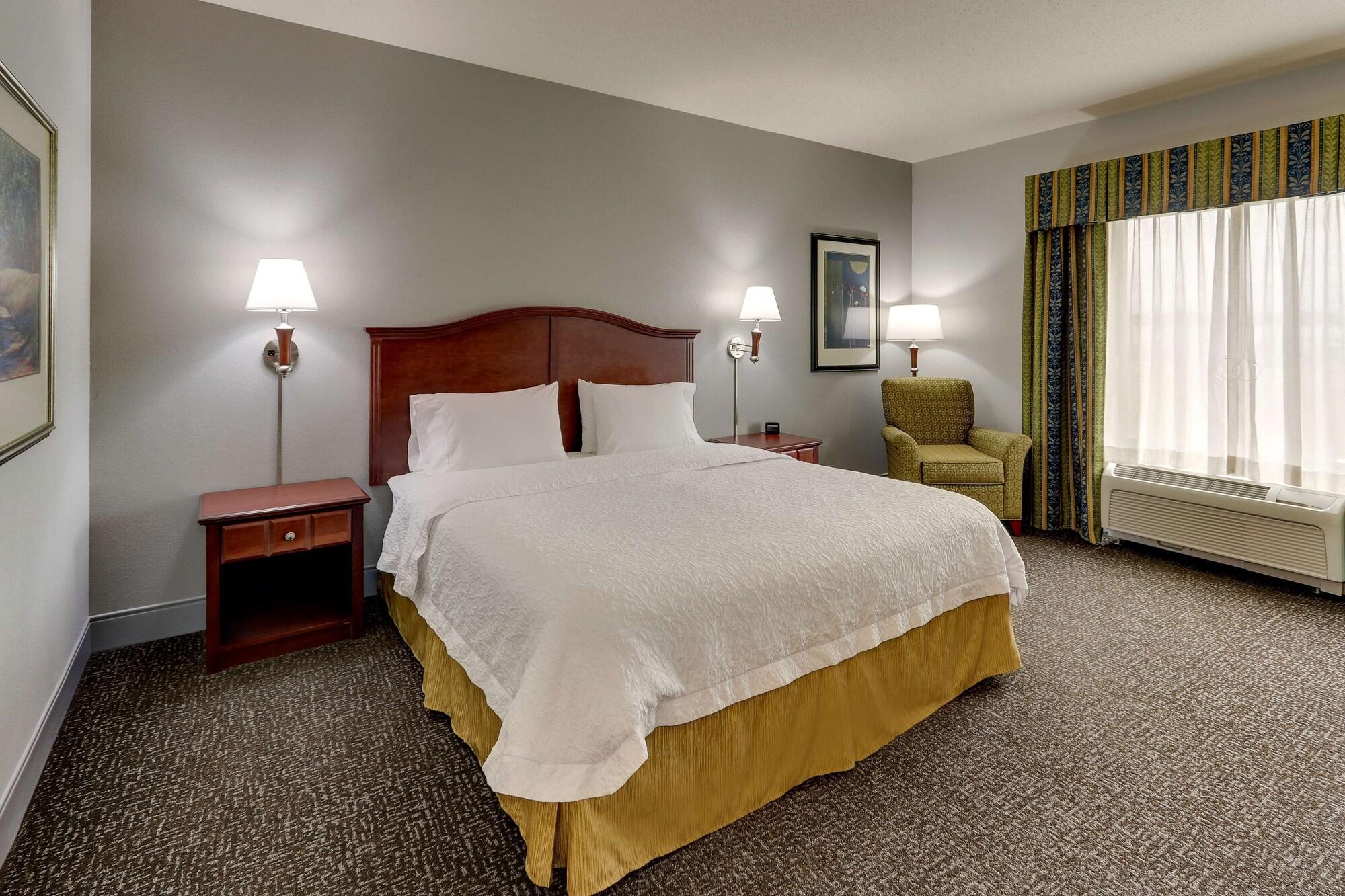 Hampton Inn & Suites Indianapolis-Airport Ngoại thất bức ảnh